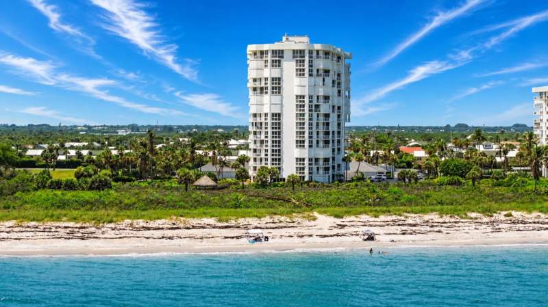 2 bedroom Condominium at 2700 N Hwy A1a #207, Aquanique Ocean Club, A Condominium, Hutchinson Island — photo 4
