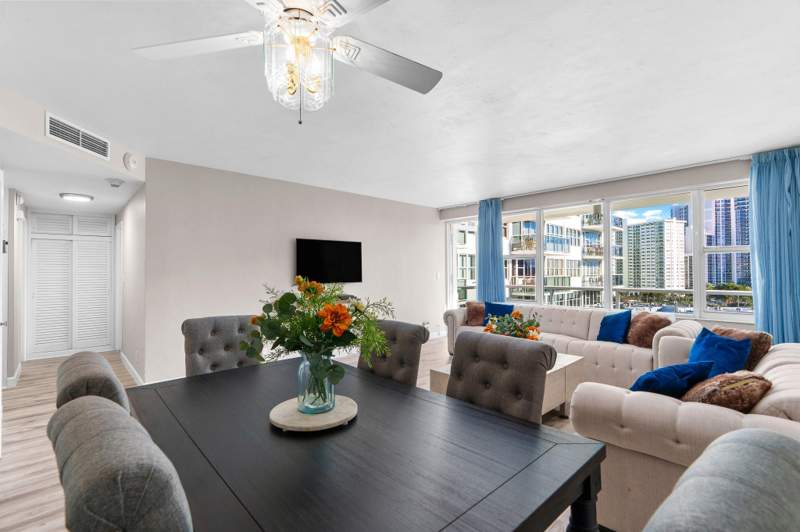 1 bedroom Stock Cooperative at 3300 NE 36th Street #920, Coral Ridge Towers East Co-Op, Fort Lauderdale — photo 3