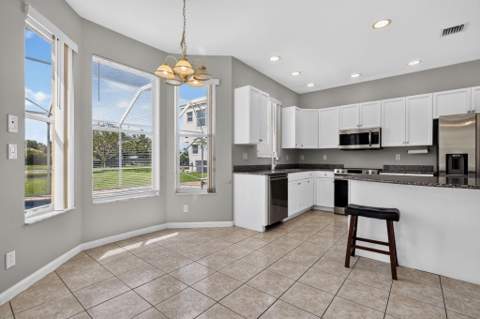 9855 Woolworth Court, Wellington FL - photo 19 of 85