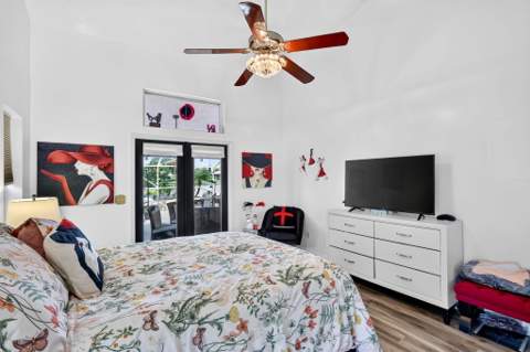 1921 NE Acapulco Drive, Jensen Beach FL - photo 24 of 66