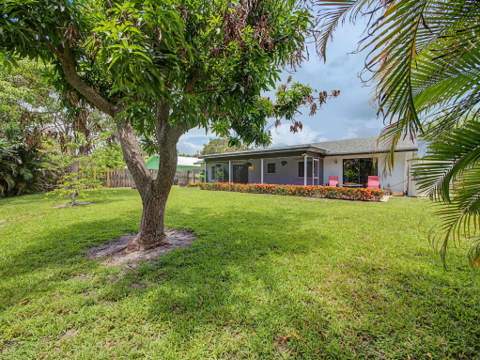 126 Chapel Lane, Tequesta FL - photo 24 of 34