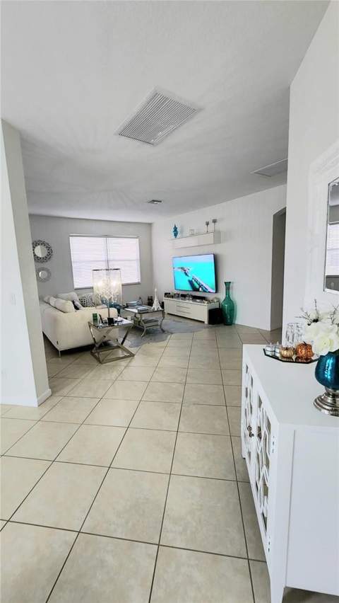 1807 SW Jamesport Drive, Port St. Lucie FL - photo 6 of 29