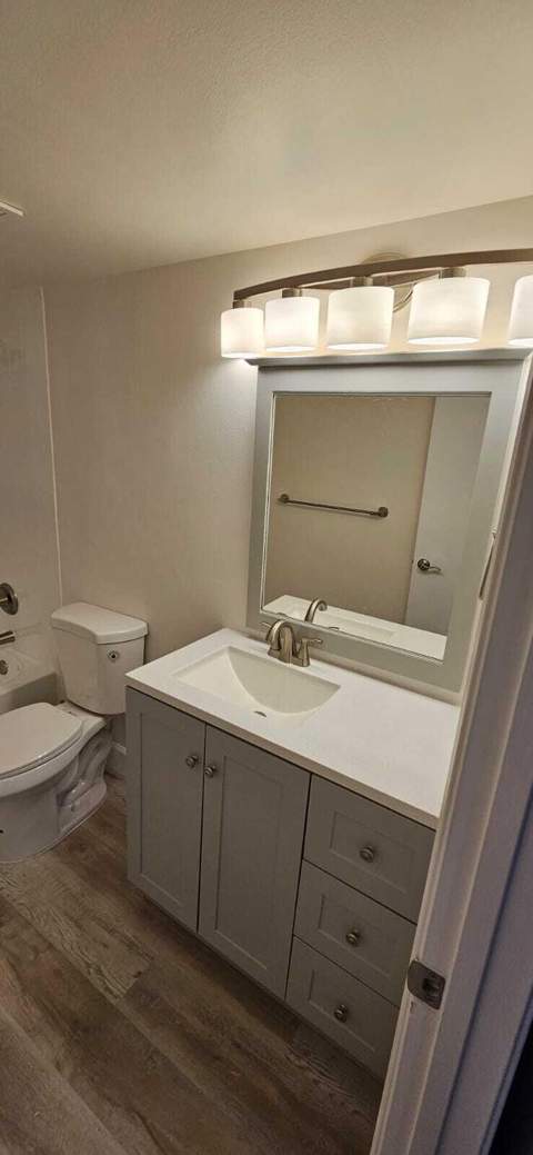 118 Lake Emerald Drive #107, Oakland Park FL - photo 14 of 27