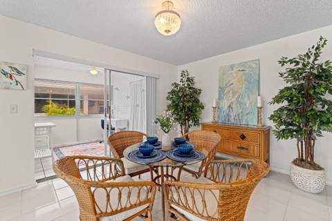 10098 S 40th Drive, Boynton Beach FL - photo 11 of 36