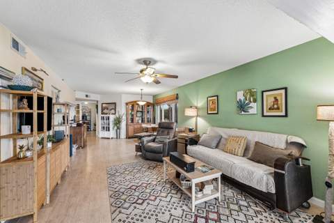 13111 Glenmoor Drive, West Palm Beach FL - photo 7 of 27