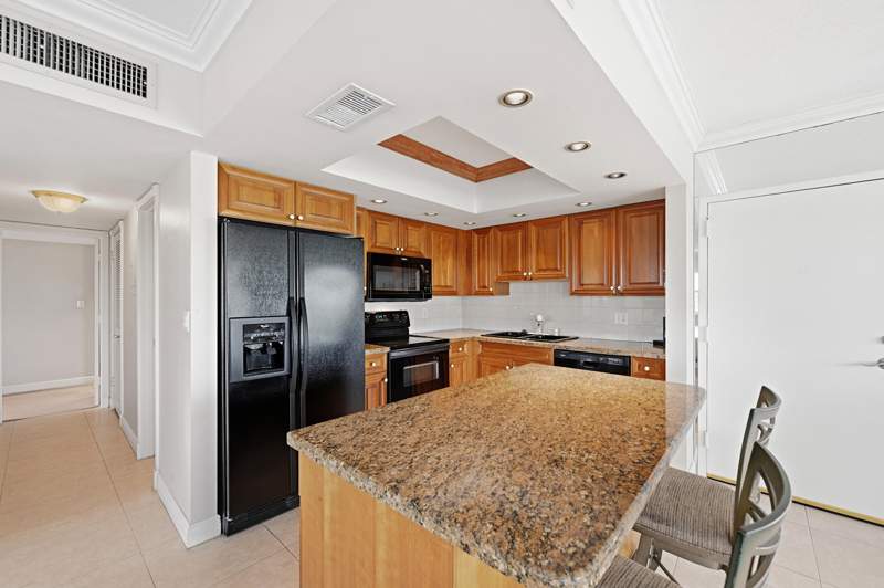 2 bedroom Condominium at 1839 Middle River Drive #302, Rivers Bend Condo, Fort Lauderdale — photo 5