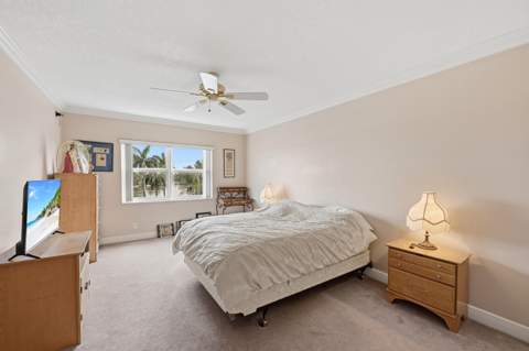 1839 Middle River Drive #302, Fort Lauderdale FL - photo 11 of 35