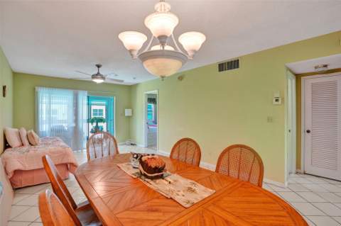 1461 S Ocean Boulevard #303, Lauderdale-By-The-Sea FL - photo 9 of 28