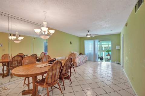 1461 S Ocean Boulevard #303, Lauderdale-By-The-Sea FL - photo 8 of 28