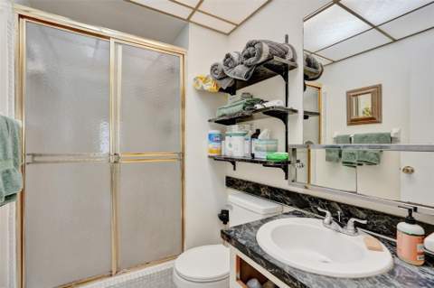 1461 S Ocean Boulevard #303, Lauderdale-By-The-Sea FL - photo 12 of 28