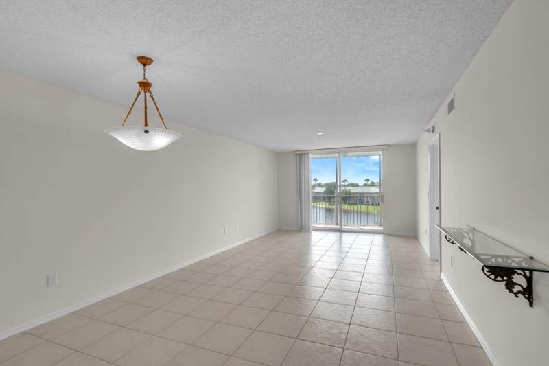 2 bedroom Condominium at 7763 Southampton Terrace #405, Southampton Condominium I, Tamarac — photo 5