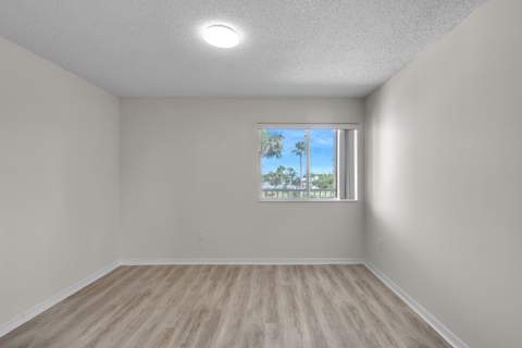 7763 Southampton Terrace #405, Tamarac FL - photo 15 of 40