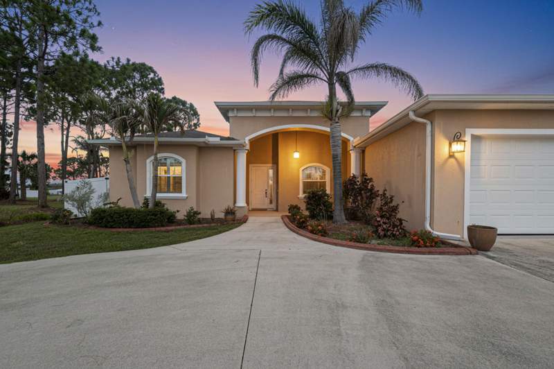 4 bedroom Single Family Residence at 6462 NW Colgate Street, Port St Lucie Section 44, Port St. Lucie — photo 2