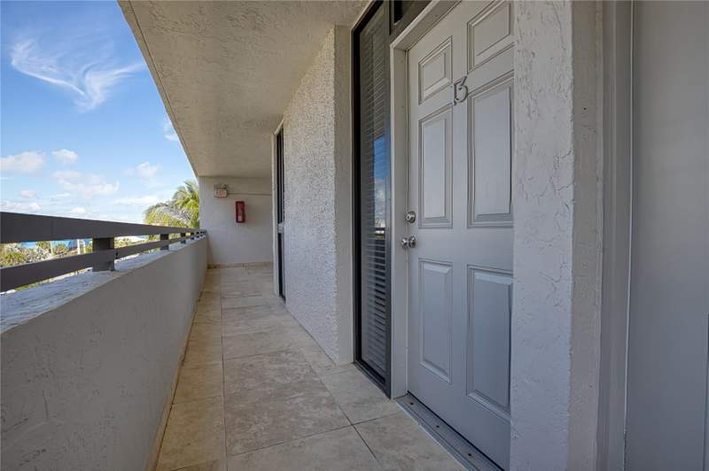 2 bedroom Condominium at 520 N Ocean Boulevard #13, Ocean Townhouses Condo, Pompano Beach — photo 3