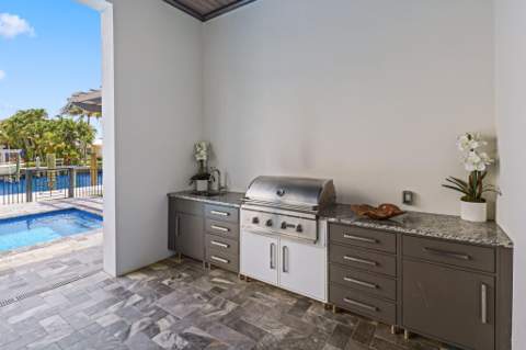 1200 Bimini Lane, Riviera Beach FL - photo 15 of 72