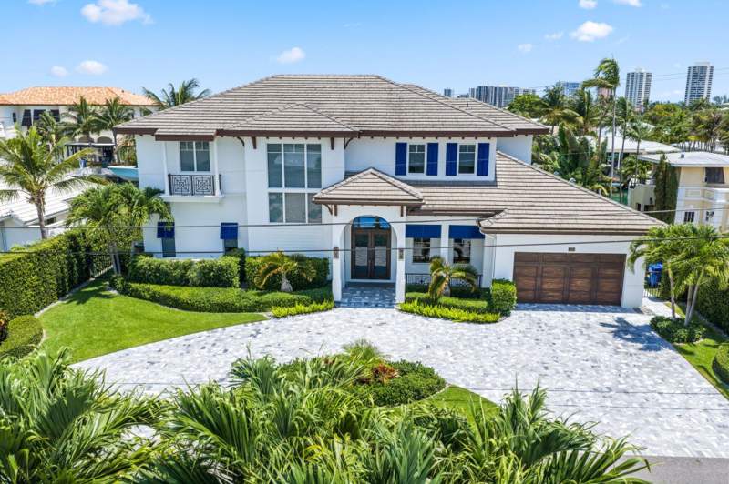 5 bedroom Single Family Residence at 1200 Bimini Lane, Palm Beach Isles 1, Riviera Beach — photo 2