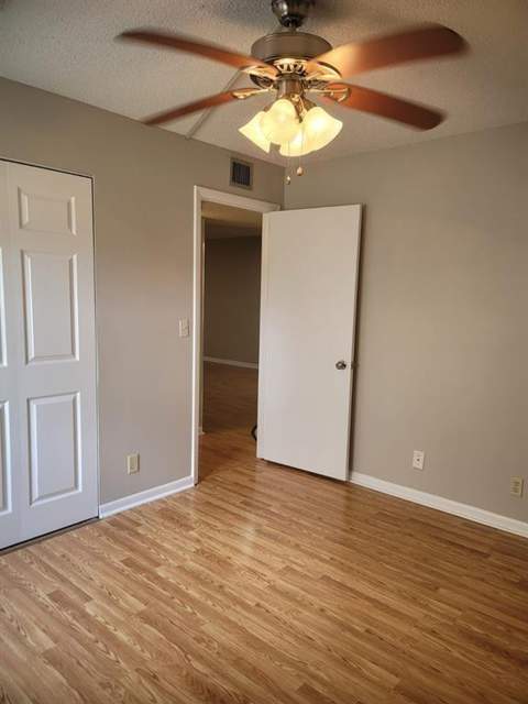 11318 Taft Street, Pembroke Pines FL - photo 15 of 34