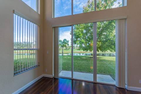6027 Arlington Way, Fort Pierce FL - photo 7 of 54