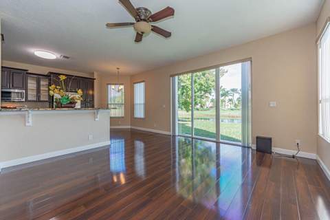6027 Arlington Way, Fort Pierce FL - photo 11 of 54