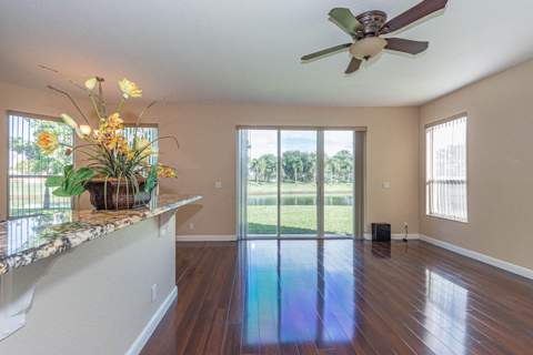 6027 Arlington Way, Fort Pierce FL - photo 12 of 54