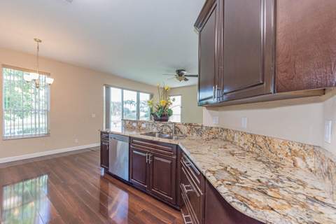 6027 Arlington Way, Fort Pierce FL - photo 14 of 54