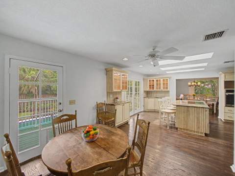 14 Emarita Way, Sewalls Point FL - photo 19 of 48