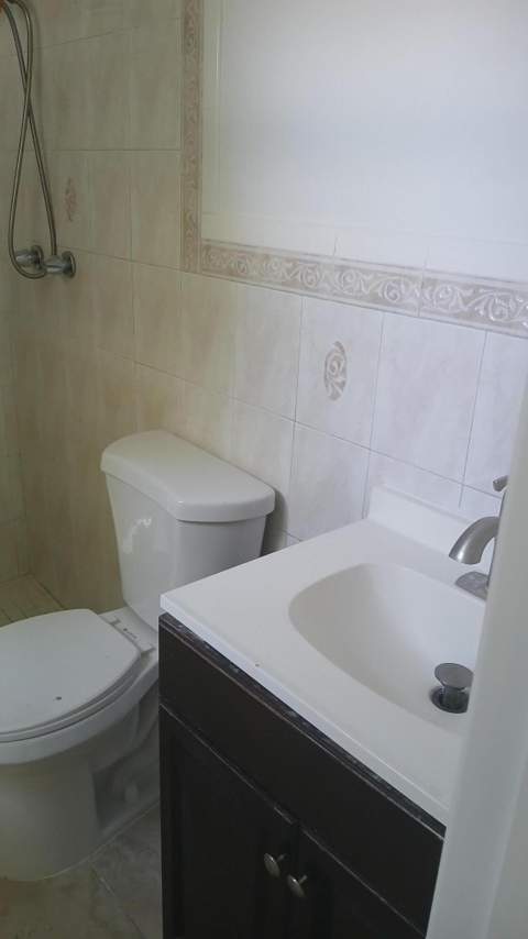 6231 SW 9th Place, North Lauderdale FL - photo 8 of 13