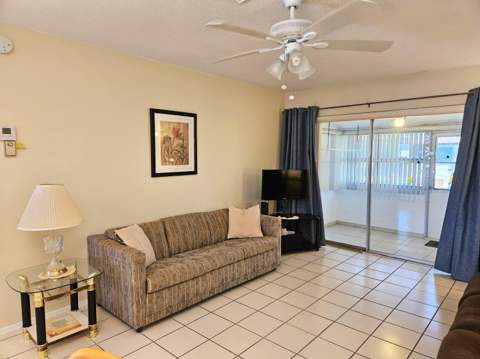 2950 Crosley Drive #C, West Palm Beach FL - photo 9 of 27