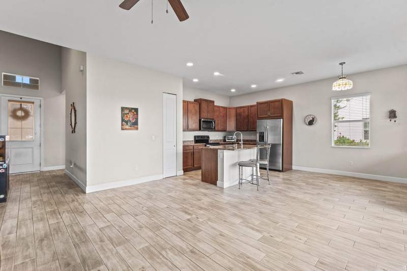 3 bedroom Single Family Residence at 5921 Switchgrass Lane, Hammocks Of Westlake, The Acreage — photo 4