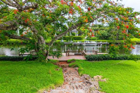 2927 Rhone Drive, Palm Beach Gardens FL - photo 9 of 32
