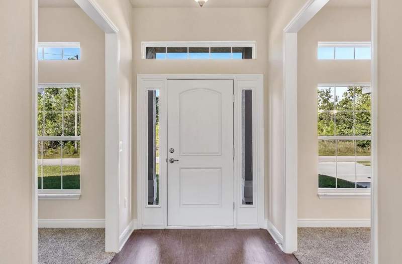 4 bedroom Single Family Residence at 8101 Fort Walton Avenue, Lakewood Park Unit 6, Fort Pierce — photo 2