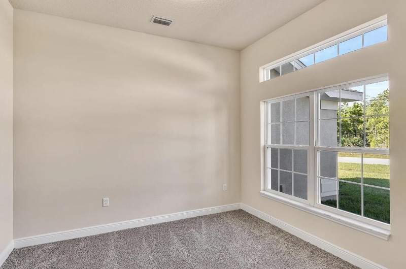 4 bedroom Single Family Residence at 8101 Fort Walton Avenue, Lakewood Park Unit 6, Fort Pierce — photo 4