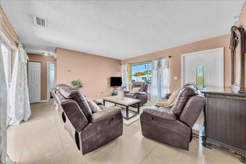 3560 NW 34th Way, Lauderdale Lakes FL - photo 8 of 35