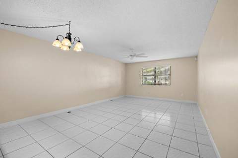 191 Mastic Tree Court, Royal Palm Beach FL - photo 19 of 45