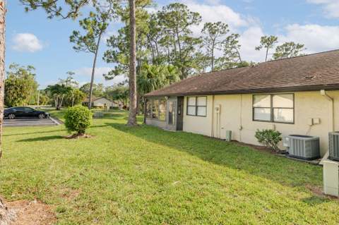 191 Mastic Tree Court, Royal Palm Beach FL - photo 7 of 45