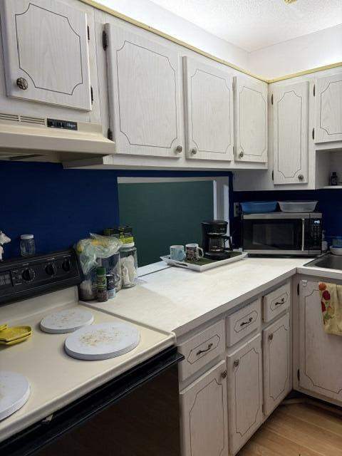2 bedroom Condominium at 2640 Garden Drive #103, Lake Clarke Gardens Condo 17, Lake Worth — photo 2