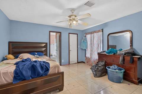 4390 NW 35th Avenue, Lauderdale Lakes FL - photo 15 of 29