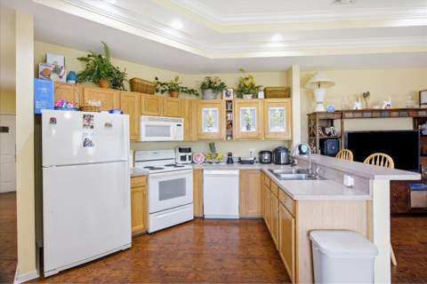 8340 Mulligan Circle #2024, FL - photo 9 of 31
