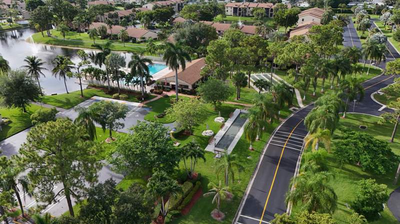 2 bedroom Condominium at 627 Sea Pine Way #C2, Pine Ridge North II Condo, Greenacres — photo 5
