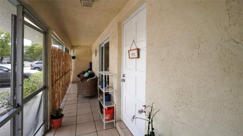 1 bedroom Condominium at 5377 SW 40th Avenue #105, Bel-Aire Section Four Condo, Dania Beach — photo 4