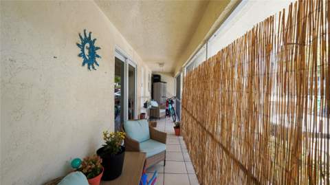 5377 SW 40th Avenue #105, Dania Beach FL - photo 8 of 22