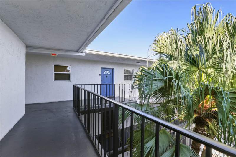 2 bedroom Condominium at 2800 Somerset Drive #418j, Somerset At Lauderdale Lakes, Lauderdale Lakes — photo 3