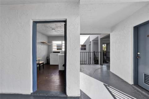 2800 Somerset Drive #418j, Lauderdale Lakes FL - photo 11 of 15
