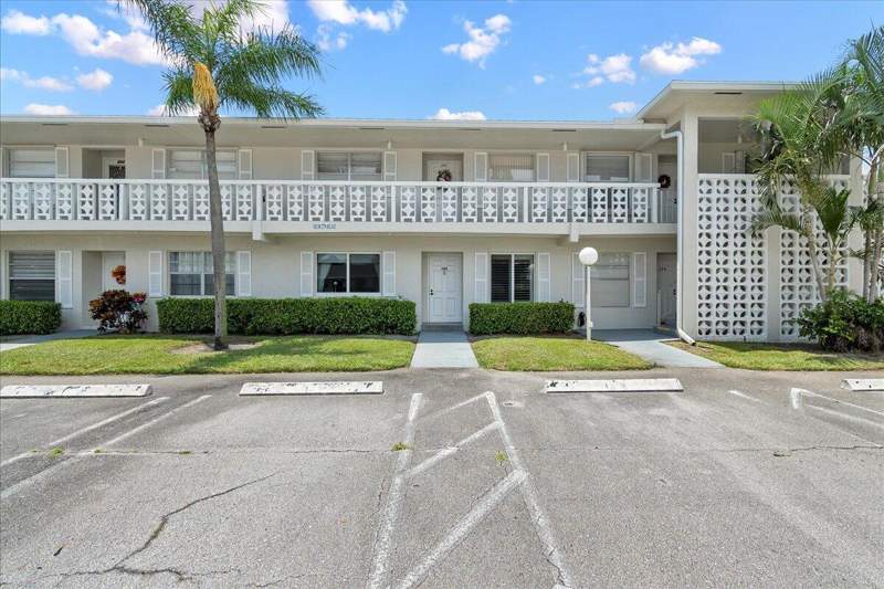 2 bedroom Condominium at 1395 SW 27th Avenue #103, Pines Of Delray Condo One,Two And Three, Delray Beach — photo 2