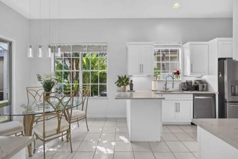 8387 Quail Meadow Way, West Palm Beach FL - photo 11 of 84