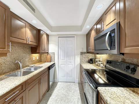 3000 N Ocean Drive #20 B, Singer Island FL - photo 11 of 54