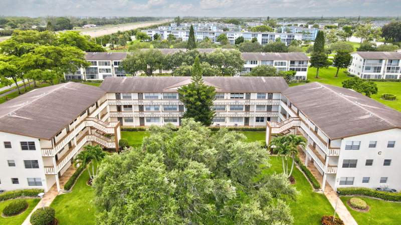 1 bedroom Condominium at 104 Mansfield C Drive #C, Mansfield At Century Village Condo, Boca Raton — photo 3
