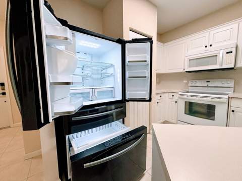5088 SE Mariner Garden Circle, Stuart FL - photo 13 of 36