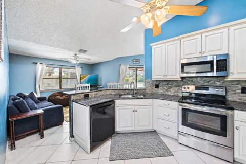 5794 Lonewood Court, Jupiter FL - photo 6 of 23
