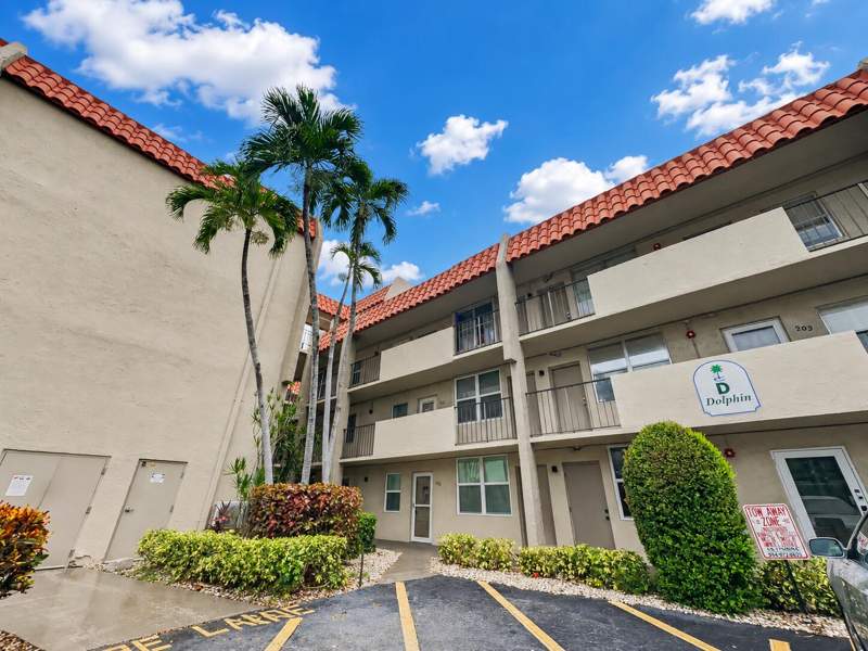 2 bedroom Condominium at 777 S Federal Highway #D302, Island Club Three Condo, Pompano Beach — photo 3